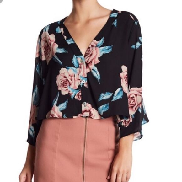 NWT MSRP $106 SHOW ME YOUR MUMU Uptown Button Down Blouse Women's Size Medium - Picture 2 of 9